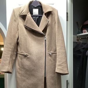 Avec Les Filles coat